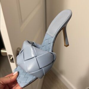 women’s bottega Venetta heels baby blue